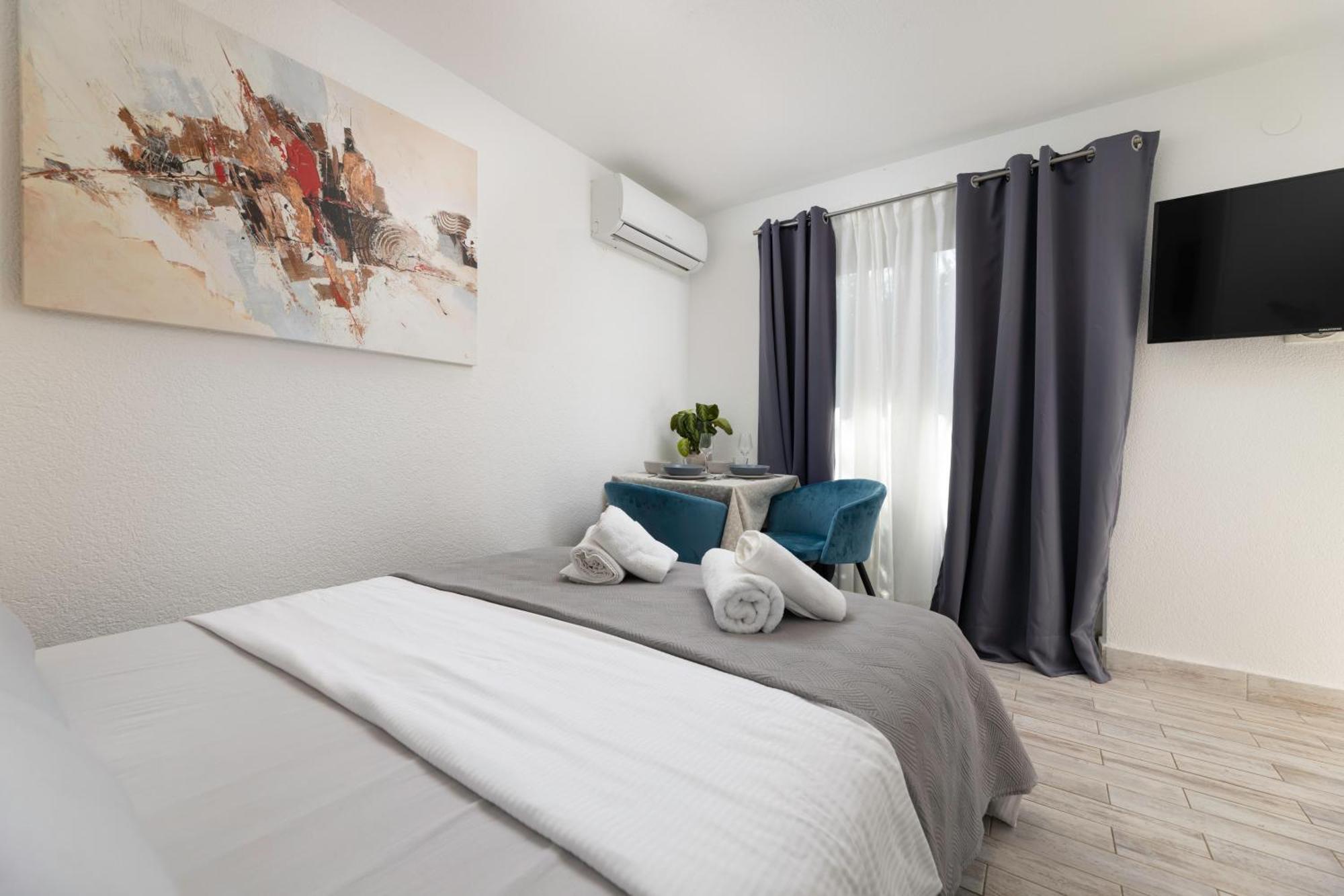 Apartments Lacrima ชิโล ภายนอก รูปภาพ