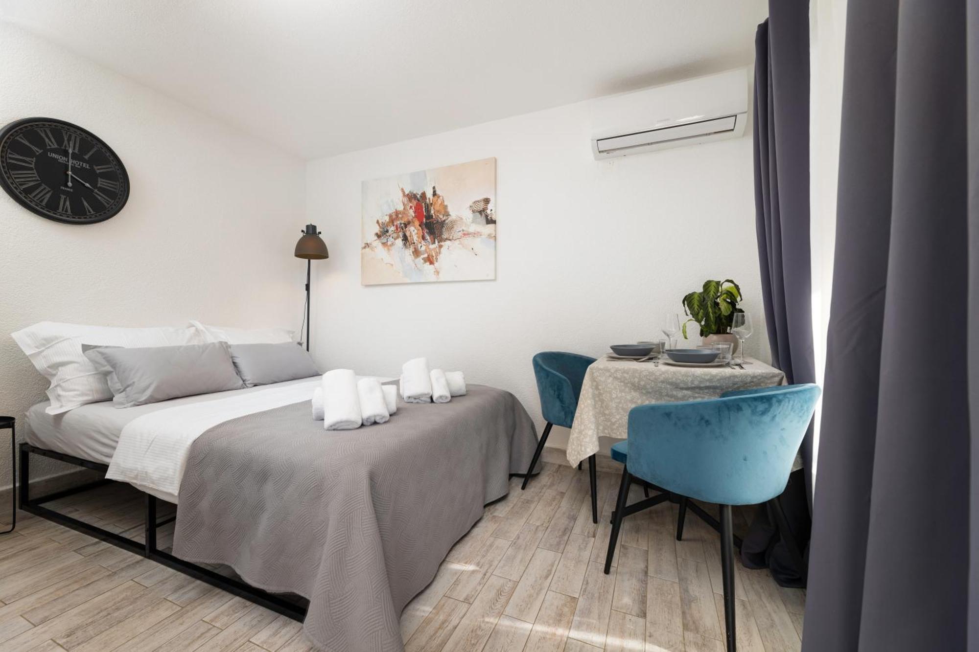 Apartments Lacrima ชิโล ภายนอก รูปภาพ